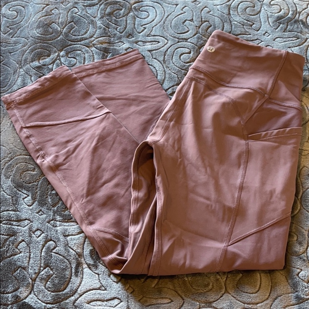 Light Purple- Crop Train Times Lululemon Pant